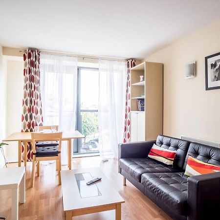 City One Bedroom Apartment With Juliet Balcony In West One - Parking Possible Σέφιλντ Εξωτερικό φωτογραφία