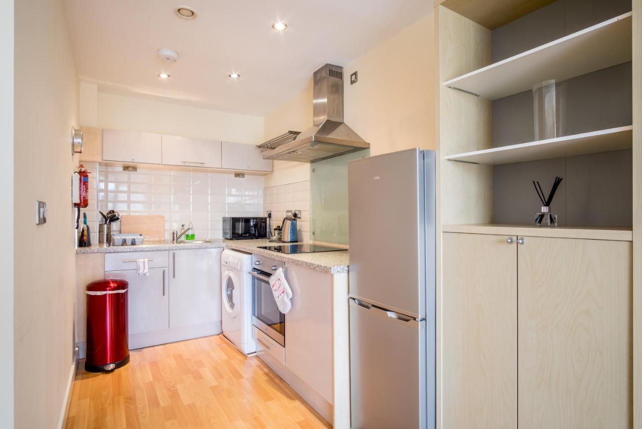 City One Bedroom Apartment With Juliet Balcony In West One - Parking Possible Σέφιλντ Εξωτερικό φωτογραφία